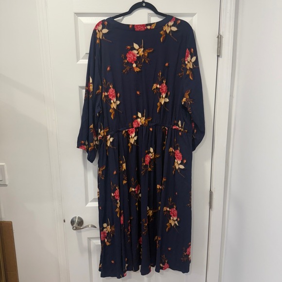 Torrid Navy Floral Print Long Sleeve‎ Tie Neck Midi Dress Plus Size 4X 26 Boho - Picture 6 of 12